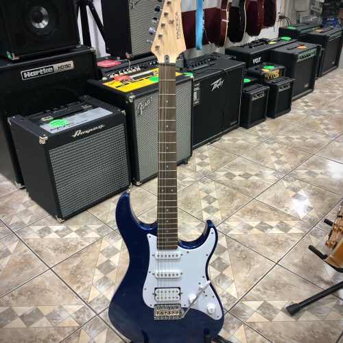 Guitarra Eléctrica Yamaha Pacifica 012 - Azul