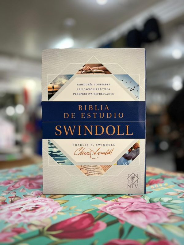 Biblia De Estudio NTV Swindoll  Tapa Dura